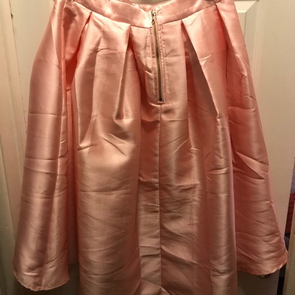 Pink skirt - Picture 3 of 7